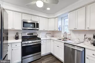 958 Middleborough Rd, Essex, MD 21221 - Photo 14