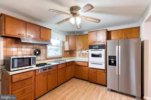 8306 Berkfield Rd, Baltimore, MD 21237 - Photo 14