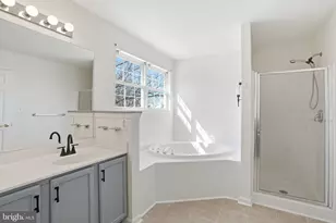 6 Reef Ct, Baltimore, MD 21219 - Photo 22