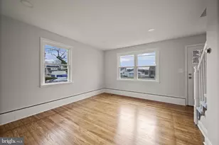 834 Dorsey Ave, Essex, MD 21221 - Photo 6