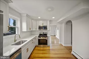 834 Dorsey Ave, Essex, MD 21221 - Photo 12