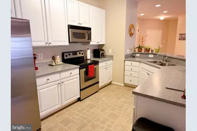 305 Wyndham Circle #305 G, Owings Mills, MD 21117 - Photo 10