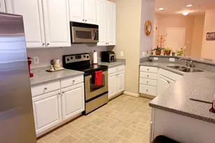 305 Wyndham Cir, Owings Mills, MD 21117 - Photo 10