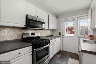 1637 Cottage Ln, Towson, MD 21286 - Photo 16