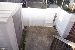 7956 Eastdale Rd, Baltimore, MD 21224 - Photo 16