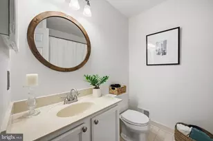 9 Roger Valley Ct, Baltimore, MD 21234 - Photo 32