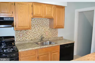 7034 Dunbar Road, Dundalk, MD 21222 - Photo 2