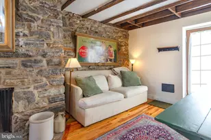 10108 Falls Rd, Lutherville Timonium, MD 21093 - Photo 4