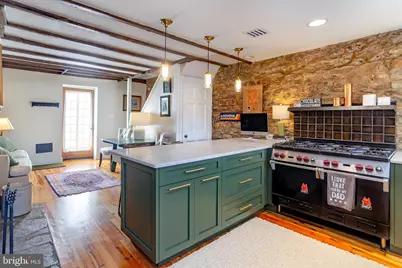 10108 Falls Road, Lutherville Timonium, MD 21093 - Photo 2