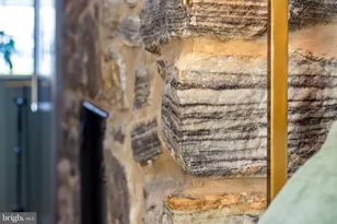 10108 Falls Rd, Lutherville Timonium, MD 21093 - Photo 8