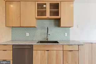 17 Killala Ct, Lutherville Timonium, MD 21093 - Photo 16