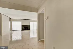 25 Tanner Ct, Baltimore, MD 21208 - Photo 2