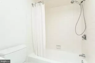 205 E Joppa Rd, Baltimore, MD 21286 - Photo 14