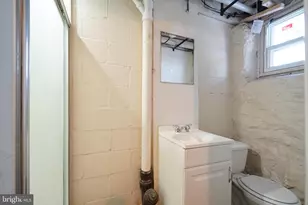 809 Braeside Rd, Baltimore, MD 21229 - Photo 18