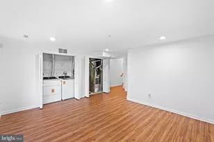 208 Persimmon Cir, Reisterstown, MD 21136 - Photo 4