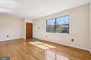 4 Kimball Ridge Ct, Baltimore, MD 21228 - Photo 8