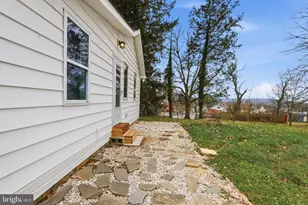10 Matthews Ave, Cockeysville, MD 21030 - Photo 30