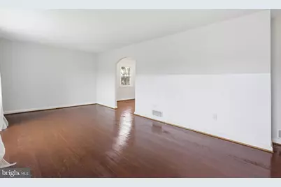 10 Matthews Avenue, Cockeysville, MD 21030 - Photo 6