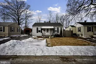 1812 Kitty Hawk Rd, Essex, MD 21221 - Photo 2