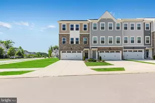 1800 Watermark Wy, Essex, MD 21221 - Photo 2