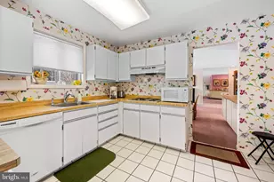 7124 Pheasant Cross Dr, Baltimore, MD 21209 - Photo 18