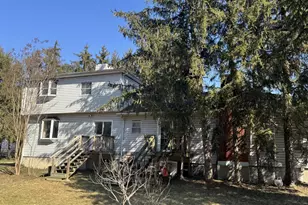 224 E Burke Ave, Towson, MD 21286 - Photo 1