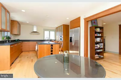 8209 Ruxton Crossing Court, Towson, MD 21204 - Photo 6