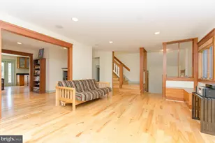 8209 Ruxton Crossing Ct, Towson, MD 21204 - Photo 4