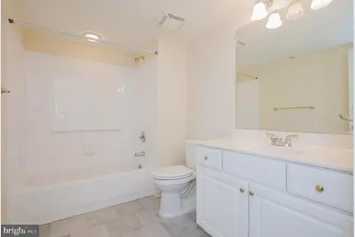 12240 Roundwood Road #405, Lutherville Timonium, MD 21093 - Photo 32