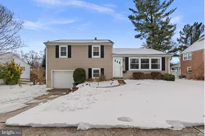 122 Wyndcrest Avenue, Baltimore, MD 21228 - Photo 1