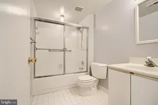 110 Castletown, Lutherville Timonium, MD 21093 - Photo 32