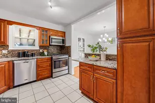 2008 Rollingwood Rd, Catonsville, MD 21228 - Photo 10