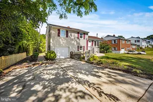 2008 Rollingwood Rd, Catonsville, MD 21228 - Photo 2