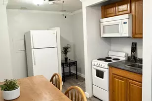 28 Allegheny Ave, Towson, MD 21204 - Photo 4