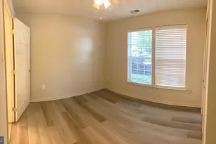 2032 Hunting Ridge Dr, Owings Mills, MD 21117 - Photo 6