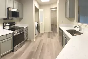 2032 Hunting Ridge Dr, Owings Mills, MD 21117 - Photo 4