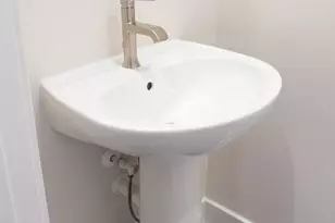 1705 Water Xing Rd, Baltimore, MD 21208 - Photo 18