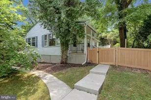 719 Linda Dr, Baltimore, MD 21228 - Photo 1