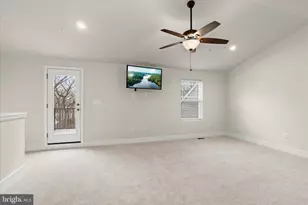 304 Sweetbay Rd, Essex, MD 21221 - Photo 36
