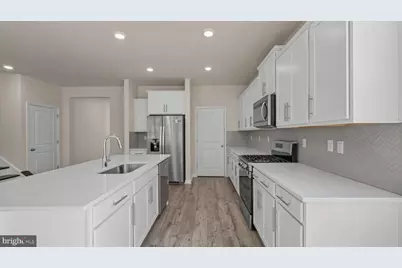 6 Comes Ridge Court, Rosedale, MD 21237 - Photo 8