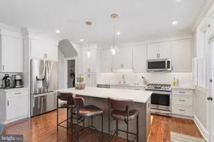 318 Hopkins Rd, Baltimore, MD 21212 - Photo 4