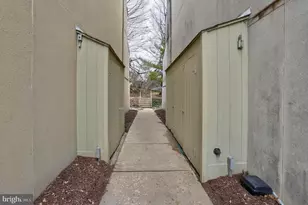 72 Ashlar Hill Ct, Baltimore, MD 21234 - Photo 24