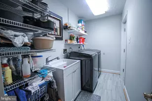 9321 Ravenridge Rd, Parkville, MD 21234 - Photo 40