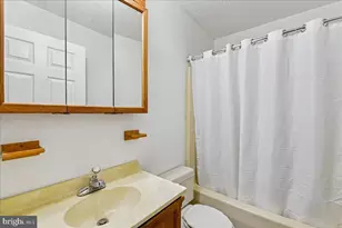 7836 Oakdale, Baltimore, MD 21237 - Photo 12
