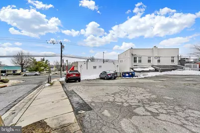 7956 Harford Road, Parkville, MD 21234 - Photo 16