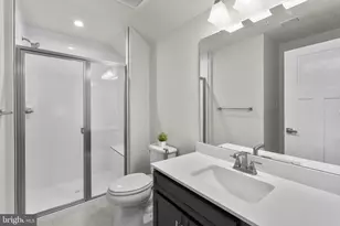 10706 Larkswood St, Middle River, MD 21220 - Photo 24