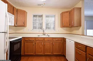 150 Jumpers Cir, Baltimore, MD 21236 - Photo 14