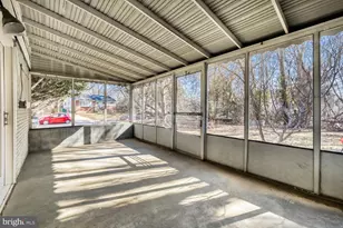 231 Candytuft Rd, Reisterstown, MD 21136 - Photo 32