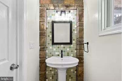 5520 Thomas Avenue, Baltimore, MD 21227 - Photo 14