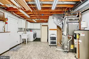 8908 Goldentree Ln, Essex, MD 21221 - Photo 32